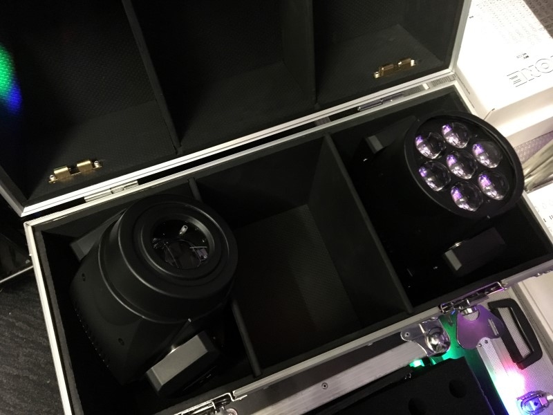 EQUINOX Fusion 120 Zoom Set + Case + Klemmen - zwart