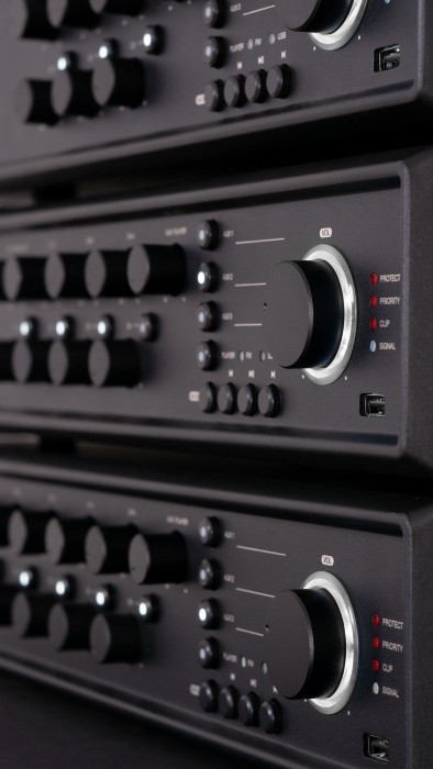 FONESTAR-MAX-240Z Mengversterker 4 zones 240W