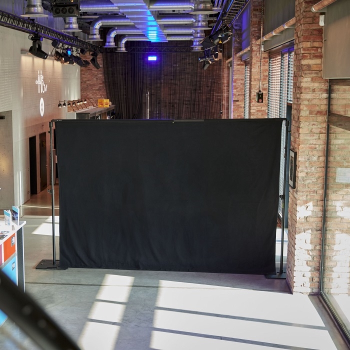 GRAVITY PAD T Horizontale paal Pipe & Drape systeem 1900-3500mm