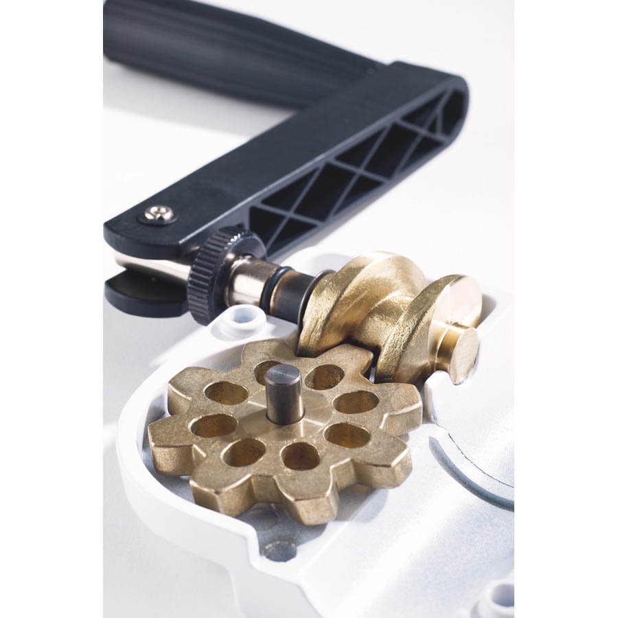 K&M Luidspreker Tussenstang 920 ~ 1520mm Wind Up KM21340