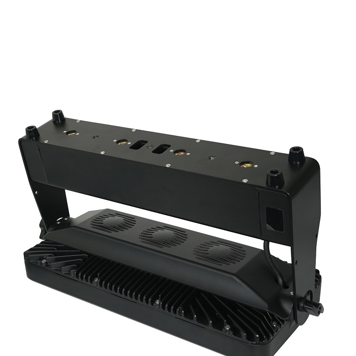 LEDJ Spectra Q40 MK2 40x 10W outdoor LED Bar (RGBW)