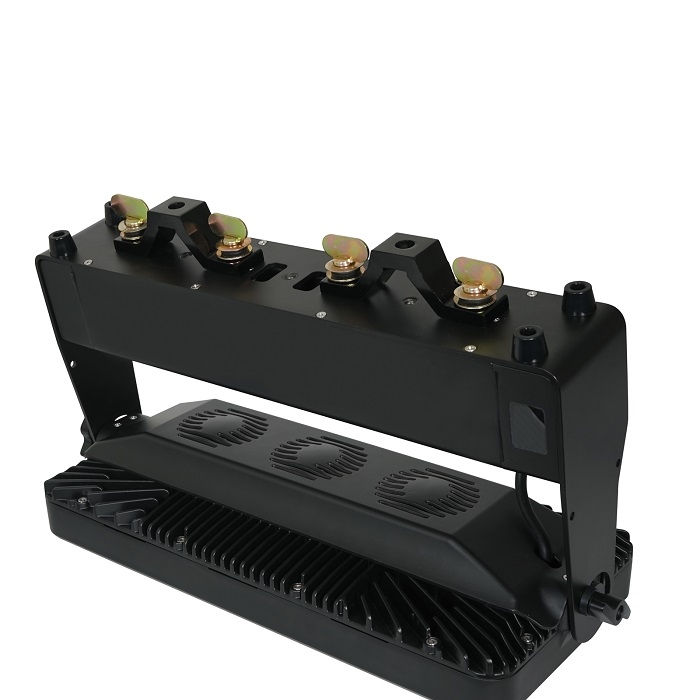 LEDJ Spectra Q40 MK2 40x 10W outdoor LED Bar (RGBW)