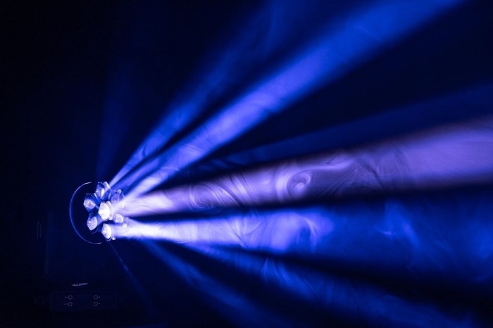 LIGHT INC Set van 4x MH-740 Wash met Flower Effect inc. Case