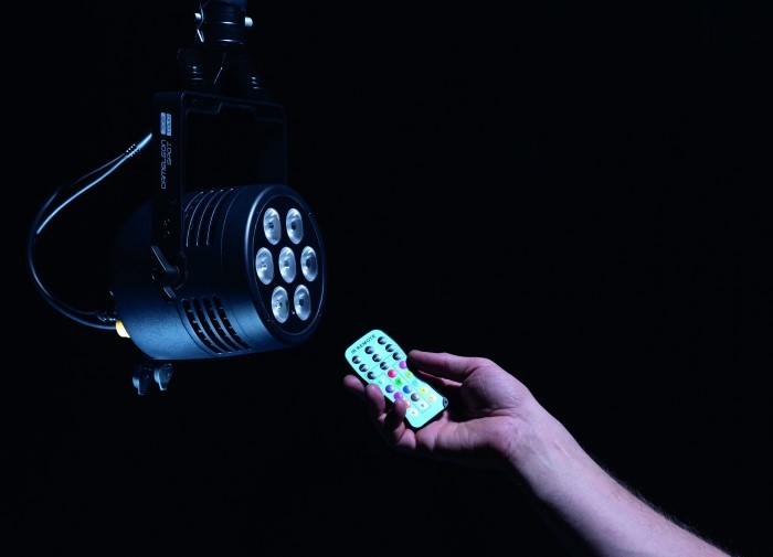 SHOWTEC Cameleon Spot 7Q6 Tour IP65