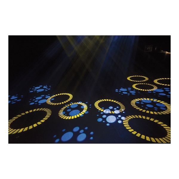 SHOWTEC Shark Spot One - LED Moving Head 60W