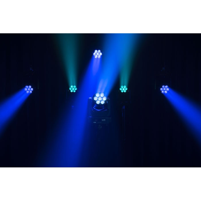 SHOWTEC Shark Wash Zoom Two Moving Head 7 x 30W RGBW