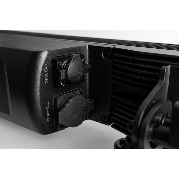 SHOWTEC Spectra Strobe LED-BAR - IP65