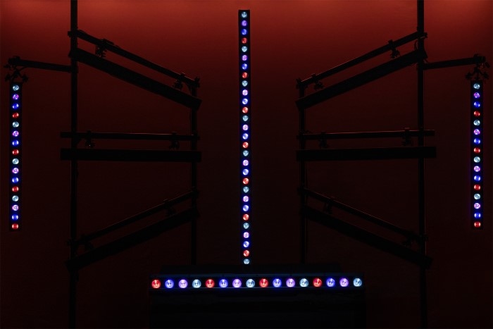 SHOWTEC Spectra Wash 16x 20W RGBW LED bar - IP65