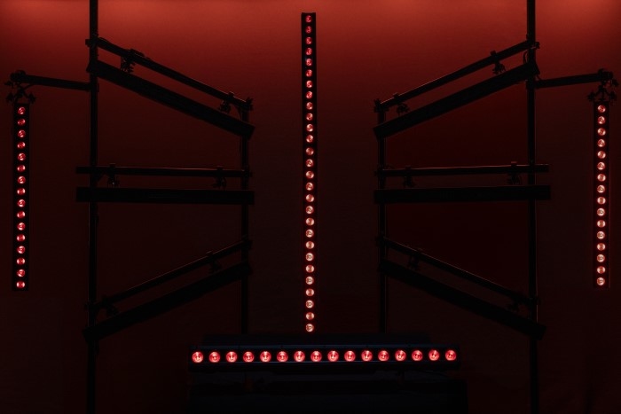 SHOWTEC Spectra Wash 16x 20W RGBW LED bar - IP65