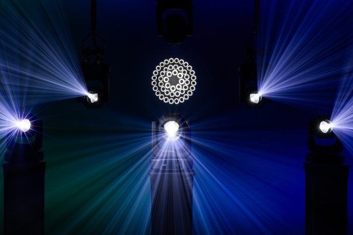 SHOWTEC Xpression 2000B Beam Moving Head