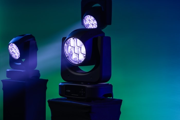 SHOWTEC Xpression 2000W Wash/Beam Moving Head
