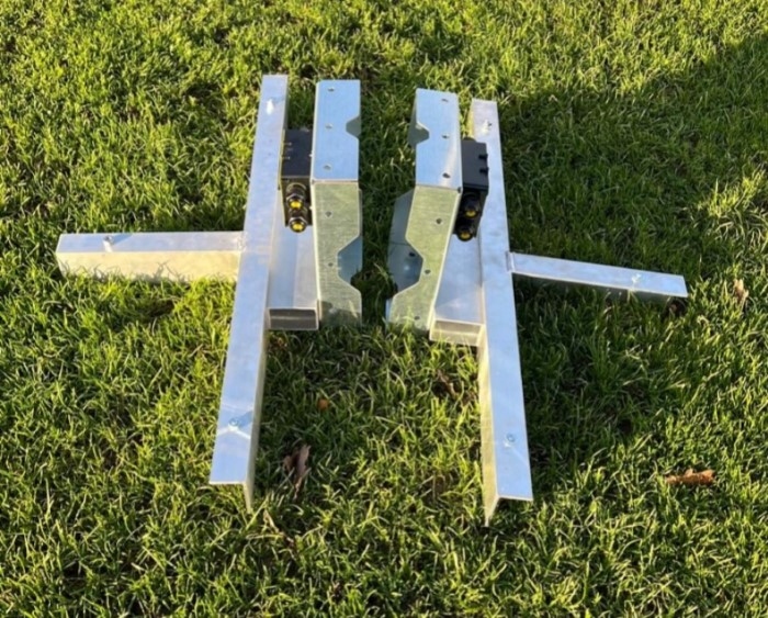 SMS Rigging Optionele Steun voor 3 speakers T vorm (per stuk)