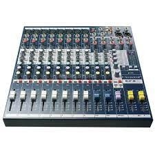 SOUNDCRAFT EFX8II 8Ch. Mixer met Lexicon Effects processor